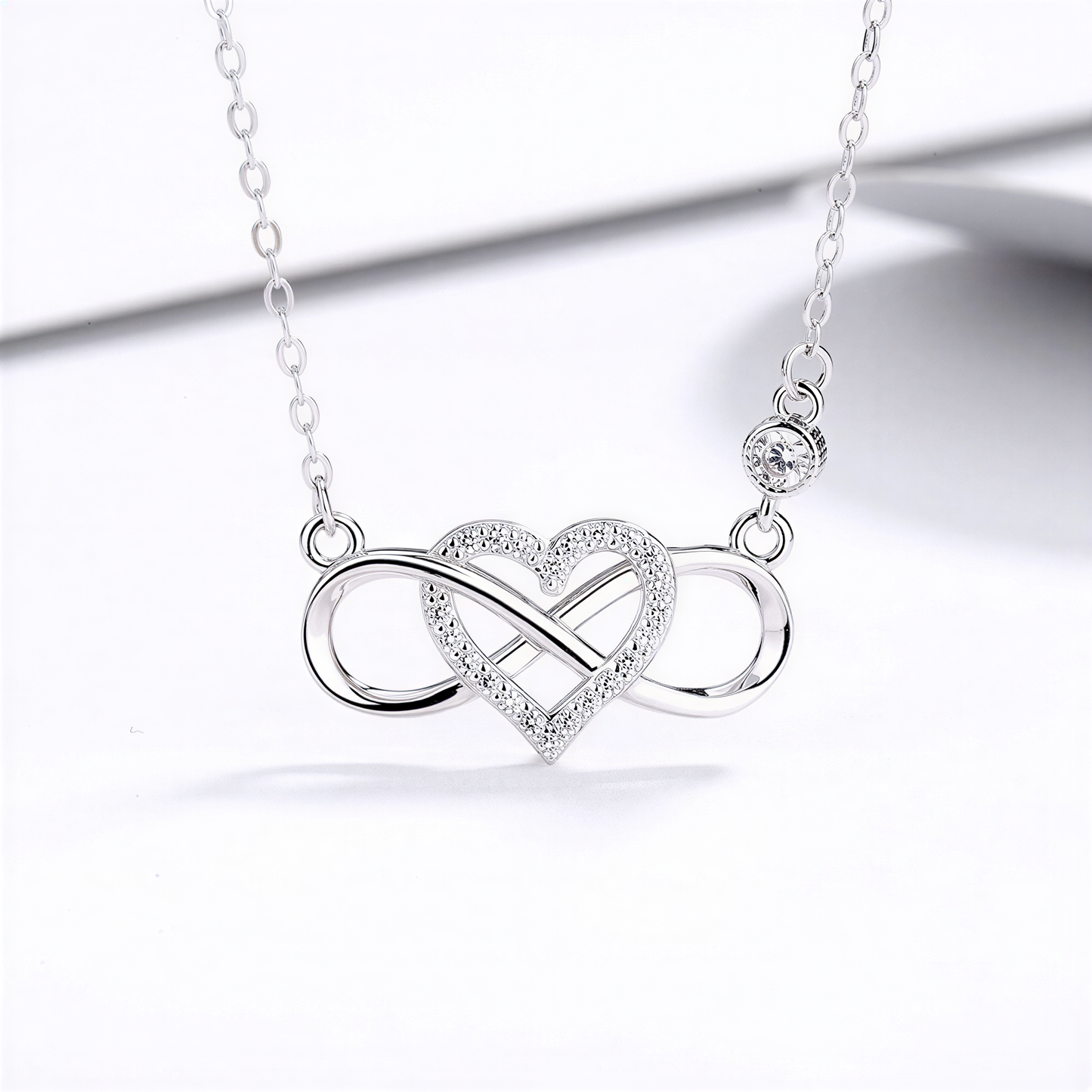 Collana in Argento "Amore Infinito"