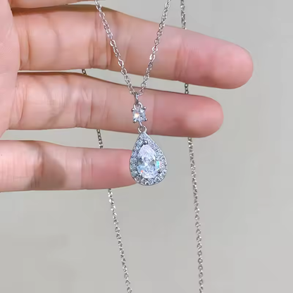 Collana in Argento "Goccia di Diamante"